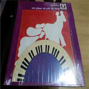 Various - Um Piano Ao Cair Da Tarde - Internacional - Volume V