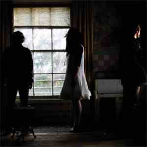 Cap Pas Cap - Haunted Light