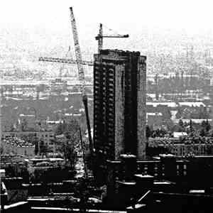 Sara / Stadium 6221 - The Earth Of Highouses Refused To Die