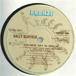 Sally Oldfield - Strange Day In Berlin