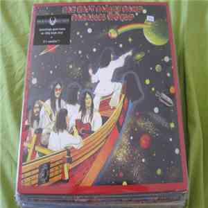 Far East Family Band - Parallel World