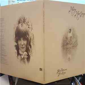 Mary MacGregor - Torn Between Two Lovers