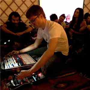 Anthony Child - Live Improvisation At Freerotation, Wales 11th July 2015