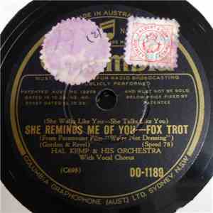 Hal Kemp & His Orchestra - She Reminds Me Of You / Good Night, Lovely Little Lady
