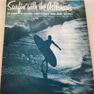 The Astronauts  - Surfin' With The Astronauts