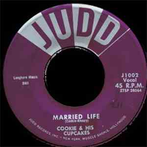 Cookie & His Cupcakes - Matilda / Married Life