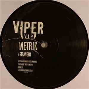 Metrik  - Stranger / Moving On