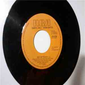 Daryl Hall & John Oates / Huey Lewis And The News - Out Of Touch / The Heart Of Rock & Roll